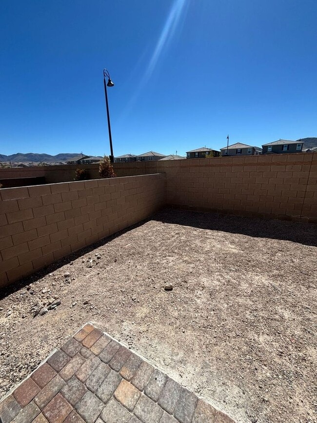 Building Photo - Modern 2-Story in Inspirada 4 Bed 3 Bath, Loft, Downstairs Bed & Open Floorplan