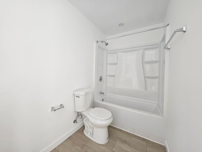 Building Photo - Goleta Properties