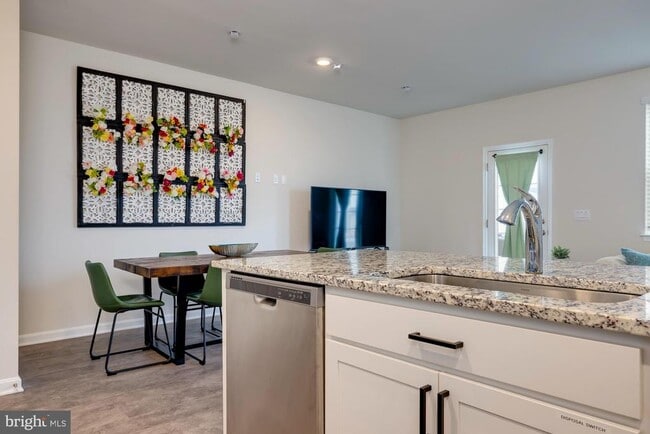 Building Photo - 262 Allison Dr