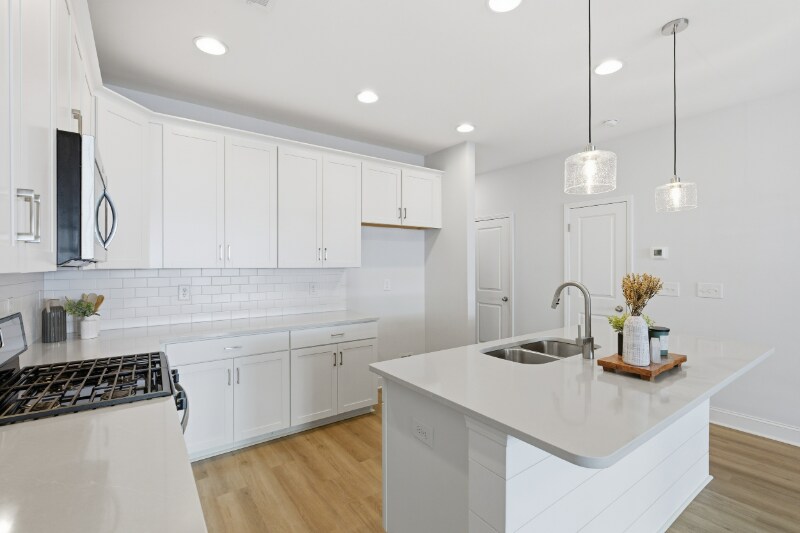 Building Photo - 38 Red Horse Way