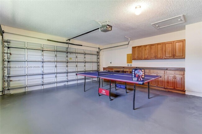 Building Photo - 1130 NW 78th Terrace