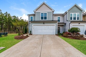 Building Photo - 1241 Citadel Ave