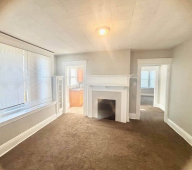 Building Photo - 732 Bay Ridge Ave