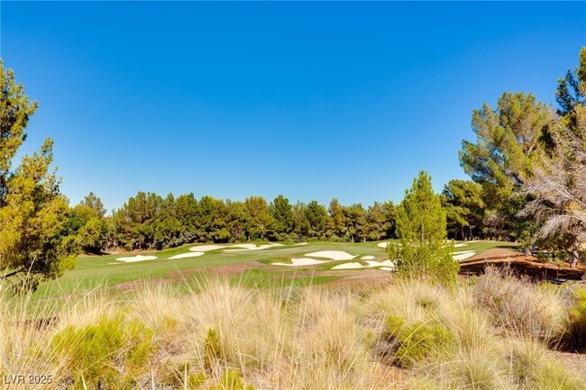 Building Photo - 2 Castle Oaks Ct