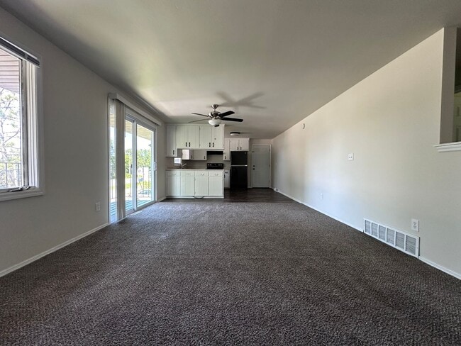 Building Photo - 2746 Nicolet Dr