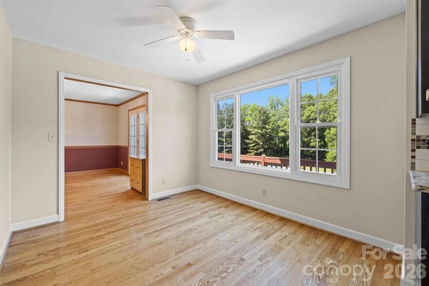 Building Photo - 3010 Eaker Dr