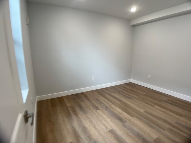 Building Photo - 3221 N 13th St