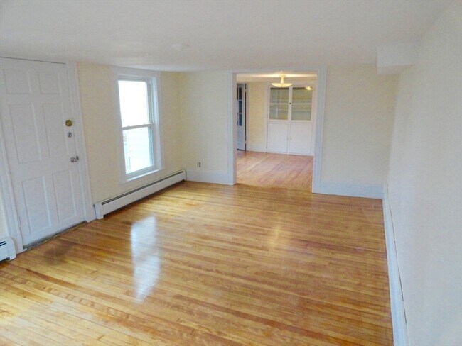 Building Photo - 57 Henry Ave