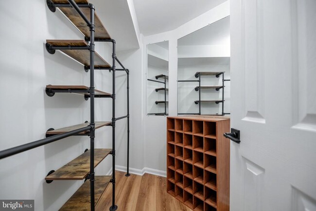 Building Photo - 7317 Castleberg Ct