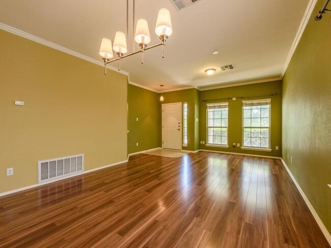Building Photo - 14616 Springs Edge Dr