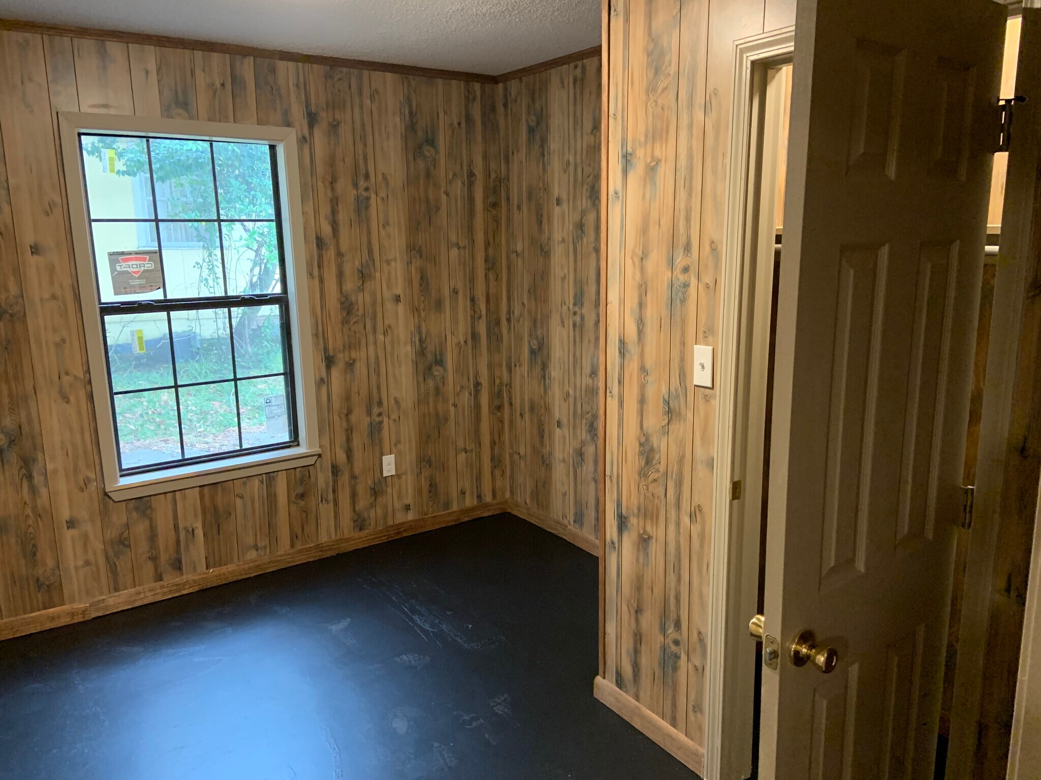 Building Photo - 614 N 13th Ave