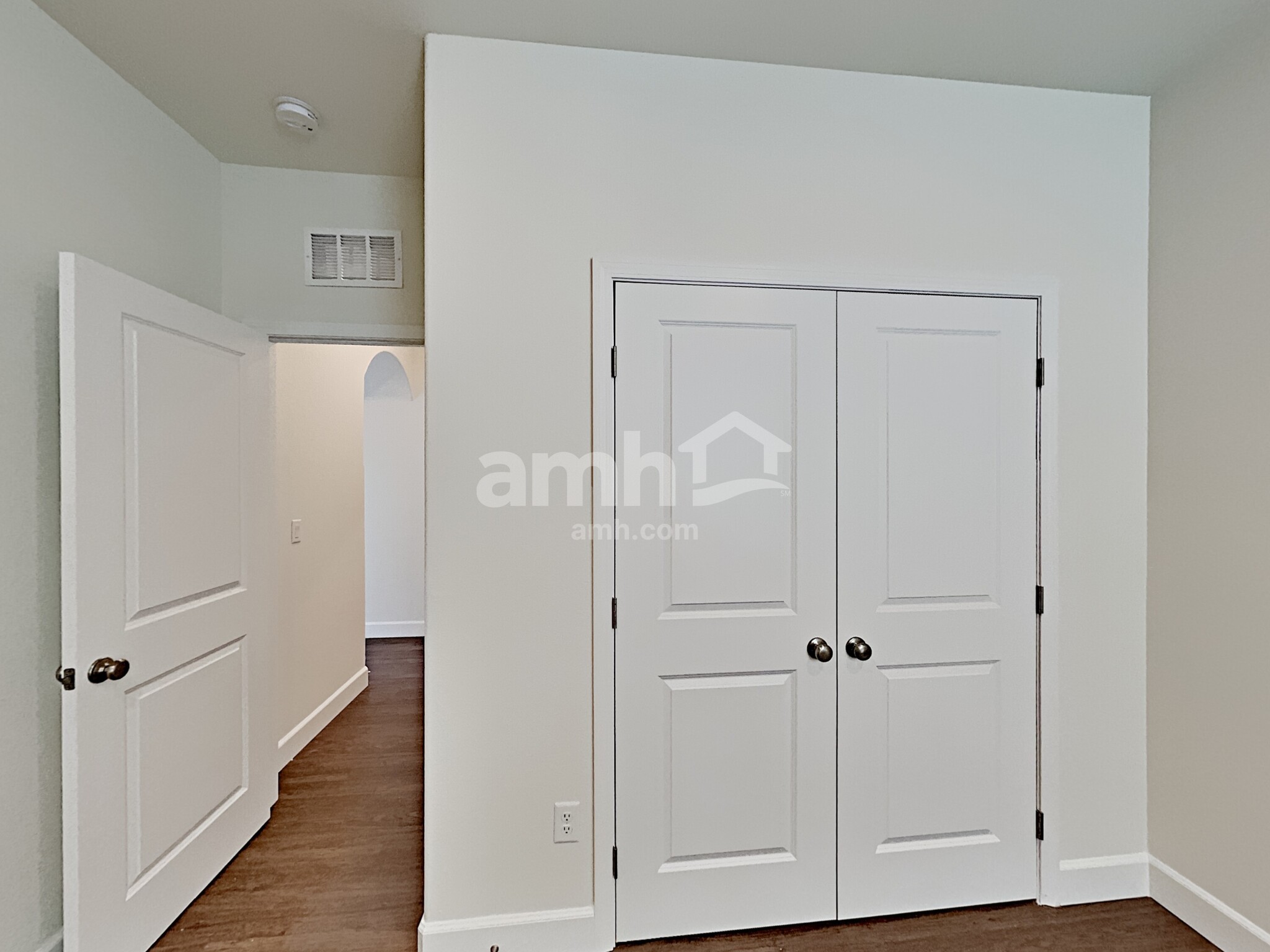Building Photo - 1509 Garden Swing Ave