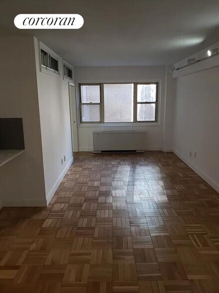 Building Photo - 345 E 56th St