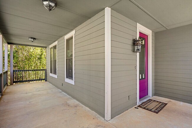 Building Photo - Modern Arts and Crafts Home