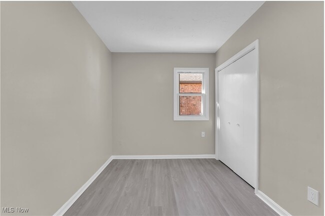 Building Photo - 1152 Elmwood Rd