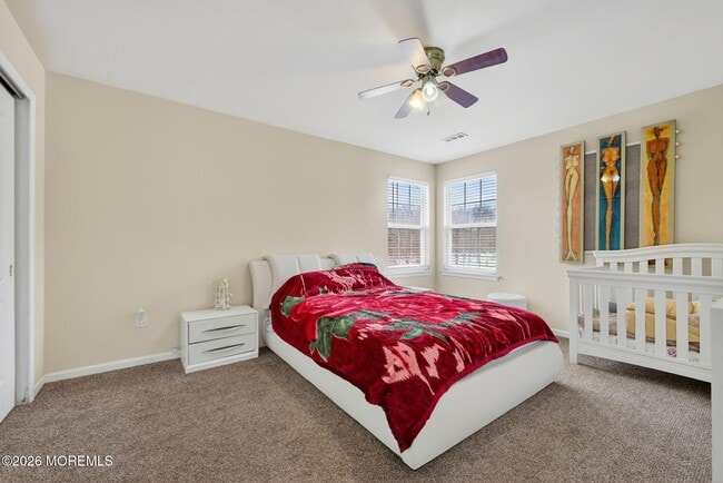 Building Photo - 153 Sandra Way