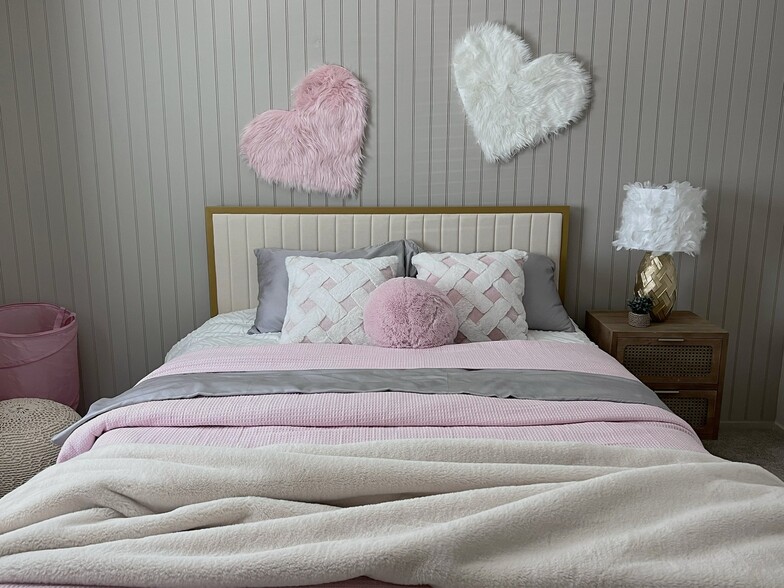 Building Photo - 7766 Isaac St