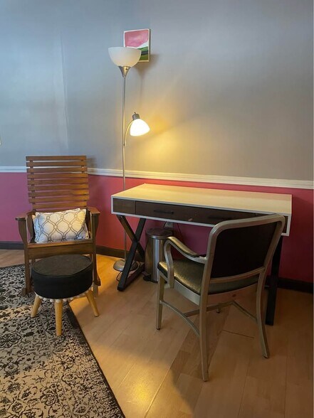 Building Photo - 16 Bonticou View Dr