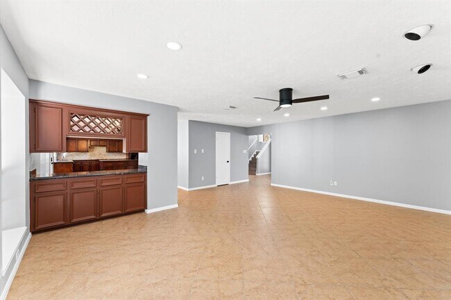 Building Photo - 4103 Waterstone St