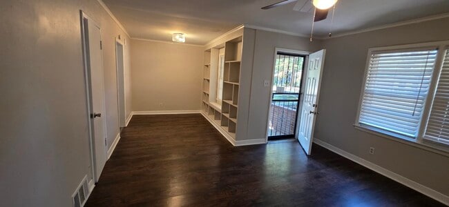 Building Photo - 1280 Wedgewood St