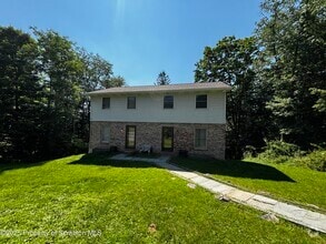 Building Photo - 107 Garney St
