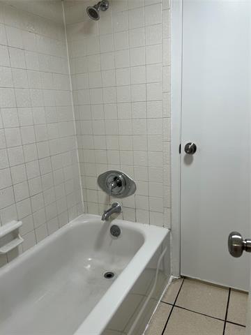 Building Photo - 5604 Boca Raton Blvd