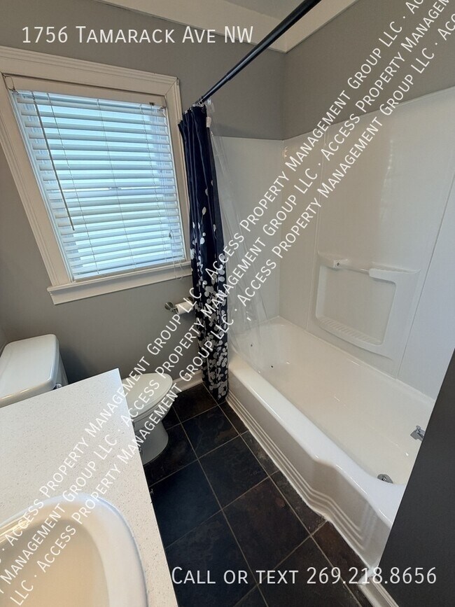 Building Photo - 1756 Tamarack Ave NW