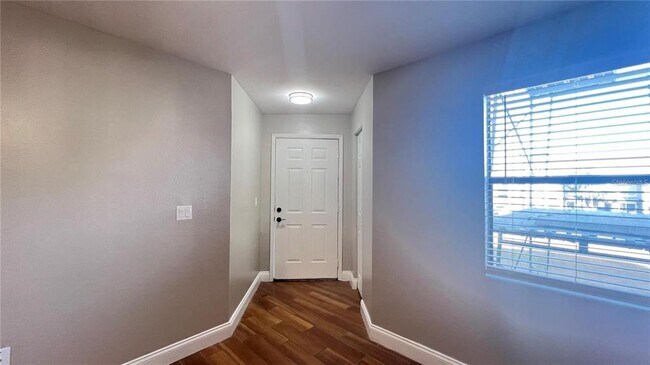 Building Photo - 3038 Parkway Blvd