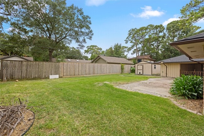 Building Photo - 10219 Chatterton Dr
