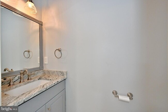 Building Photo - 6250 Traci Joyce Ln