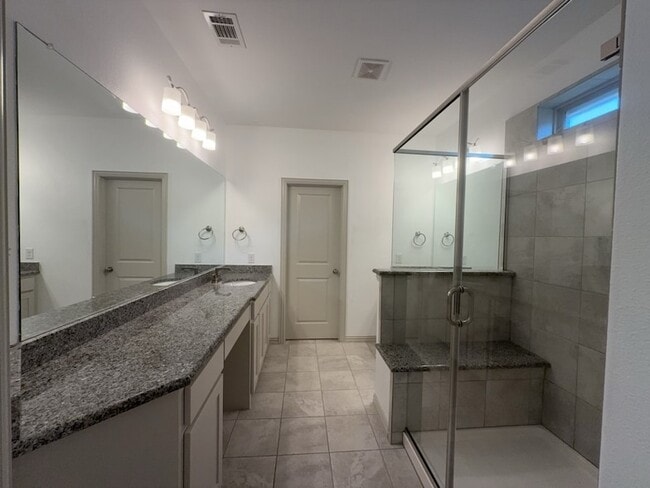 Building Photo - 4027 Snow Goose Trl