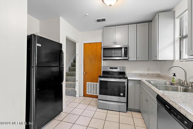 Building Photo - 1512 Mar Vic Ln