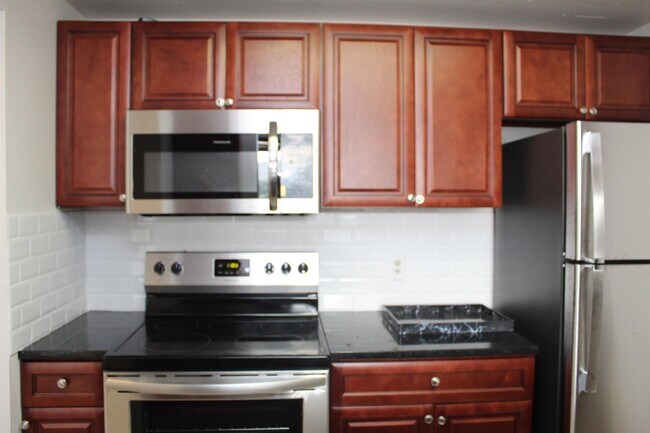 Building Photo - 1280 W Peachtree St NW