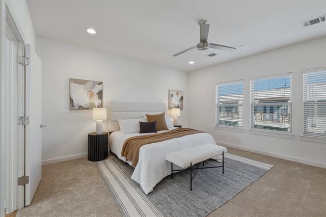 Building Photo - 5734 Oram St