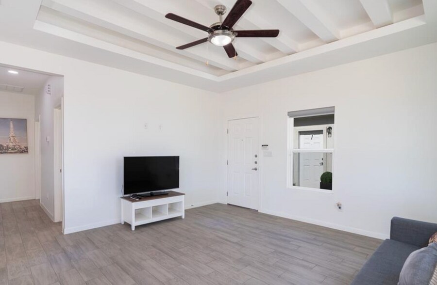 Building Photo - 12509 N 40th St