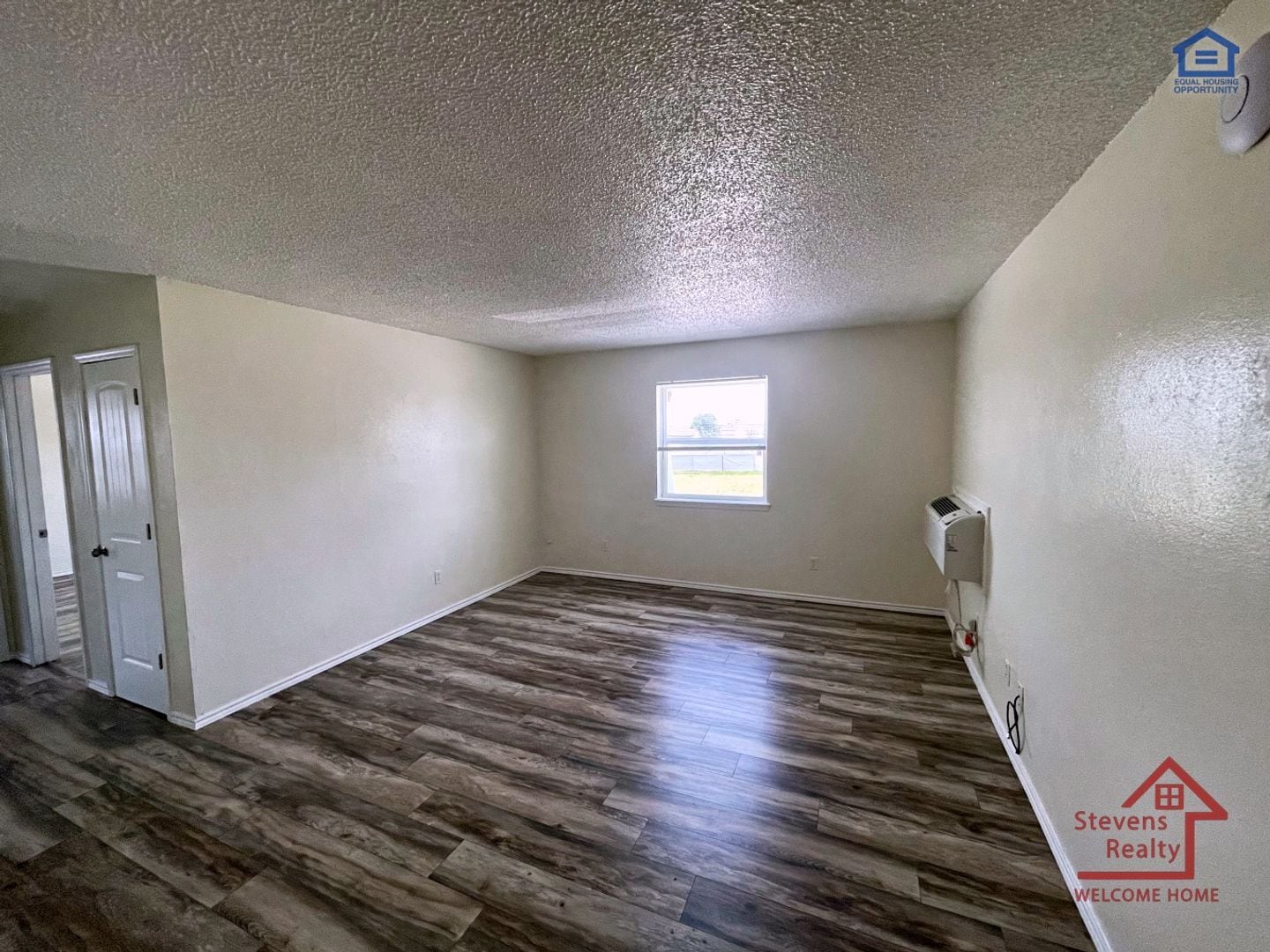 Building Photo - 2111 NW Lindy Ave