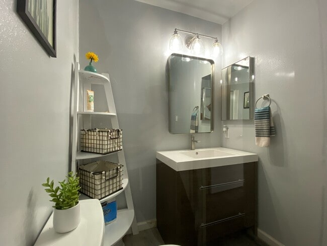 Building Photo - 28647 Vista Madera