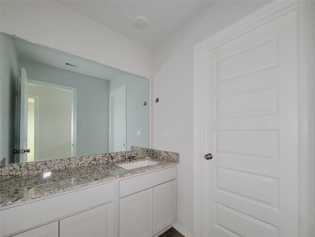 Building Photo - 23330 Kinsfolk Dr