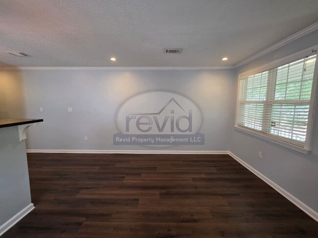 Building Photo - 36 N Auburndale St