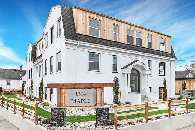 Building Photo - 1314 Maple St