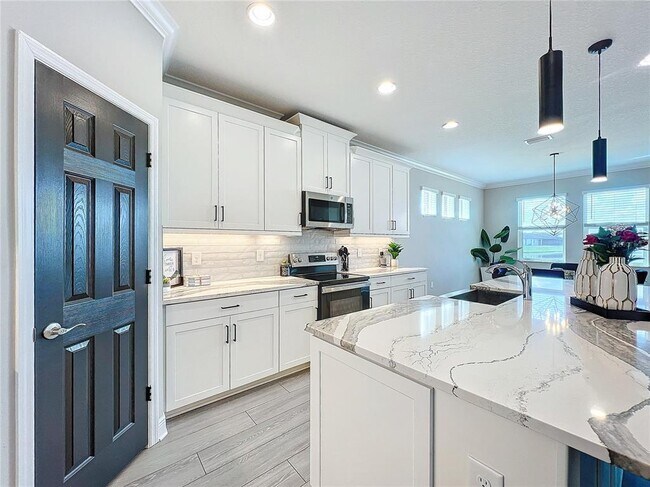 Building Photo - 5559 Trevesta Pl