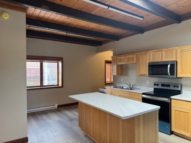 Building Photo - 611 L St