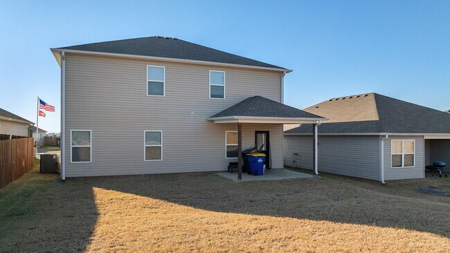 Building Photo - Elegant 4-Bedroom Home in Lakewood Crossing