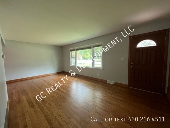 Building Photo - 942 59th St