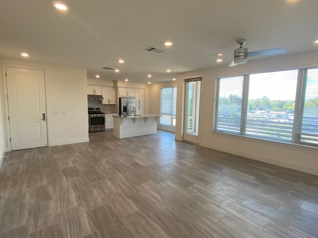 Building Photo - Recently Built and Immaculate 3 Bedroom 2.5 Bathroom Condo in Milpitas