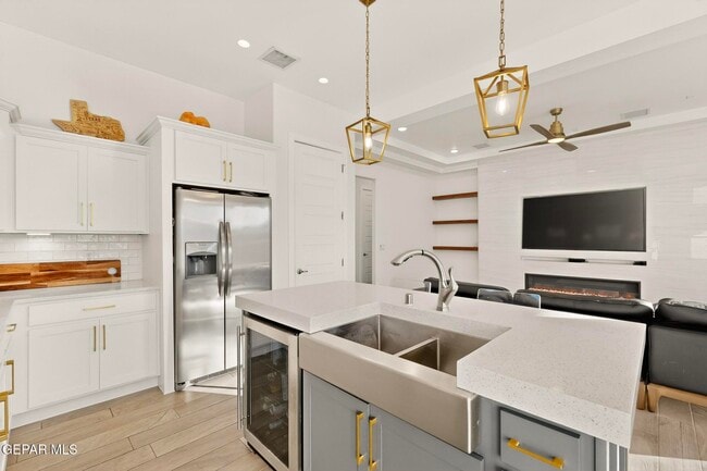 Building Photo - 905 Witton Pl