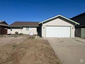 Building Photo - 1523 Wallis Ave