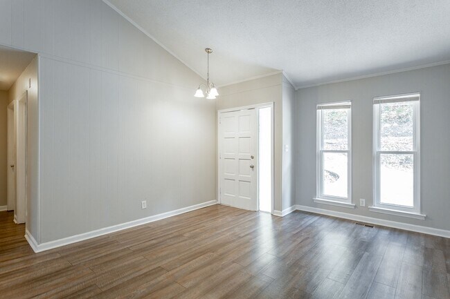 Building Photo - 5221 Old Trail