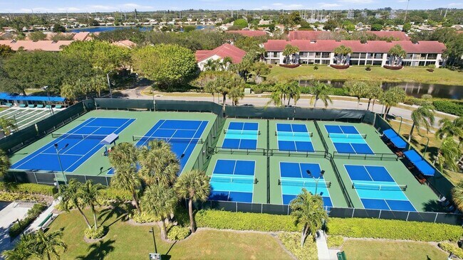 Building Photo - 5195 Europa Dr