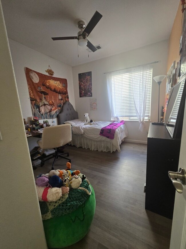 Building Photo - 3 BR 2 BA available soon